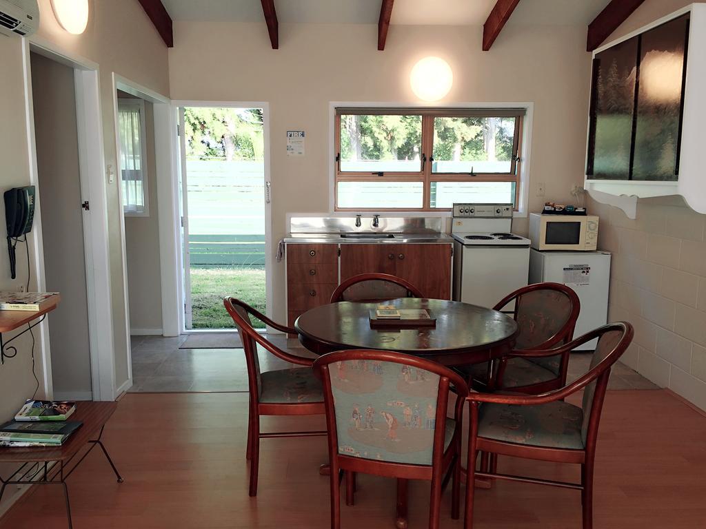 Katikati Motel Екстериор снимка