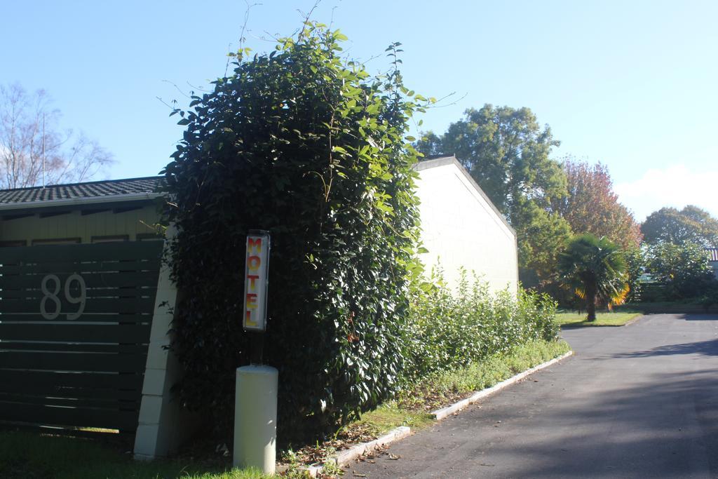 Katikati Motel Екстериор снимка