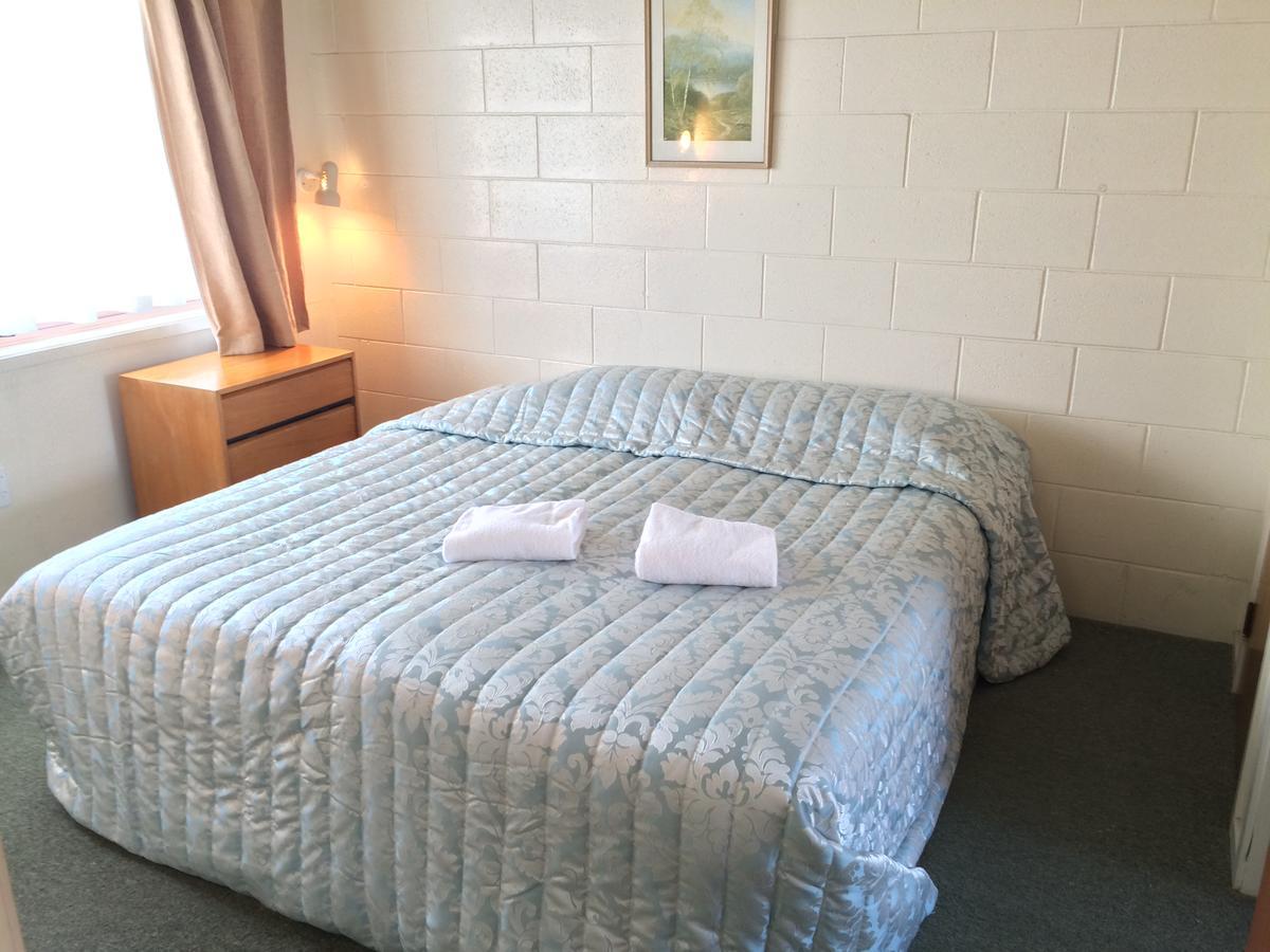 Katikati Motel Екстериор снимка