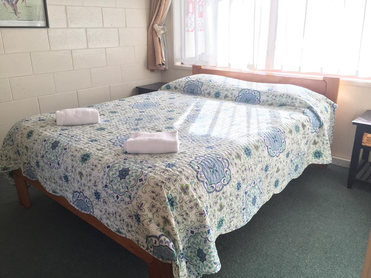 Katikati Motel Екстериор снимка